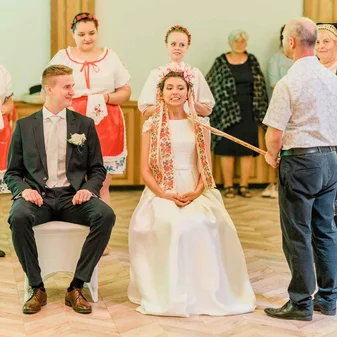 Svadobné čepčenie nevesty - kedysi a dnes